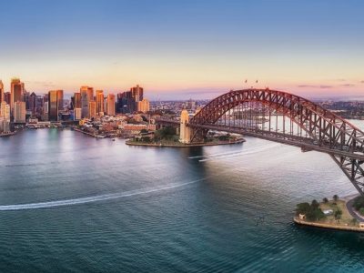 dae76e4fda2ba2eabfada8b10b61ee64d75c9aed-6787x3000 Groot