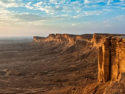 Edge,Of,The,World,,A,Natural,Landmark,And,Popular,Tourist